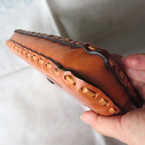 Fanco Rino Leather Flower Cutout And Whipstitch Details Mini Shoulder Bag - Picture 10 of 16